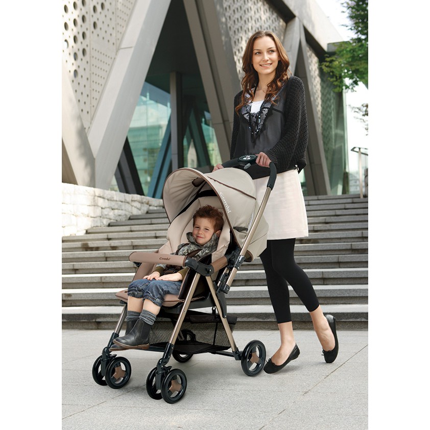 Xe đẩy cao cấp Combi - Urban Walker 350Z Classic (màu xám) Japan