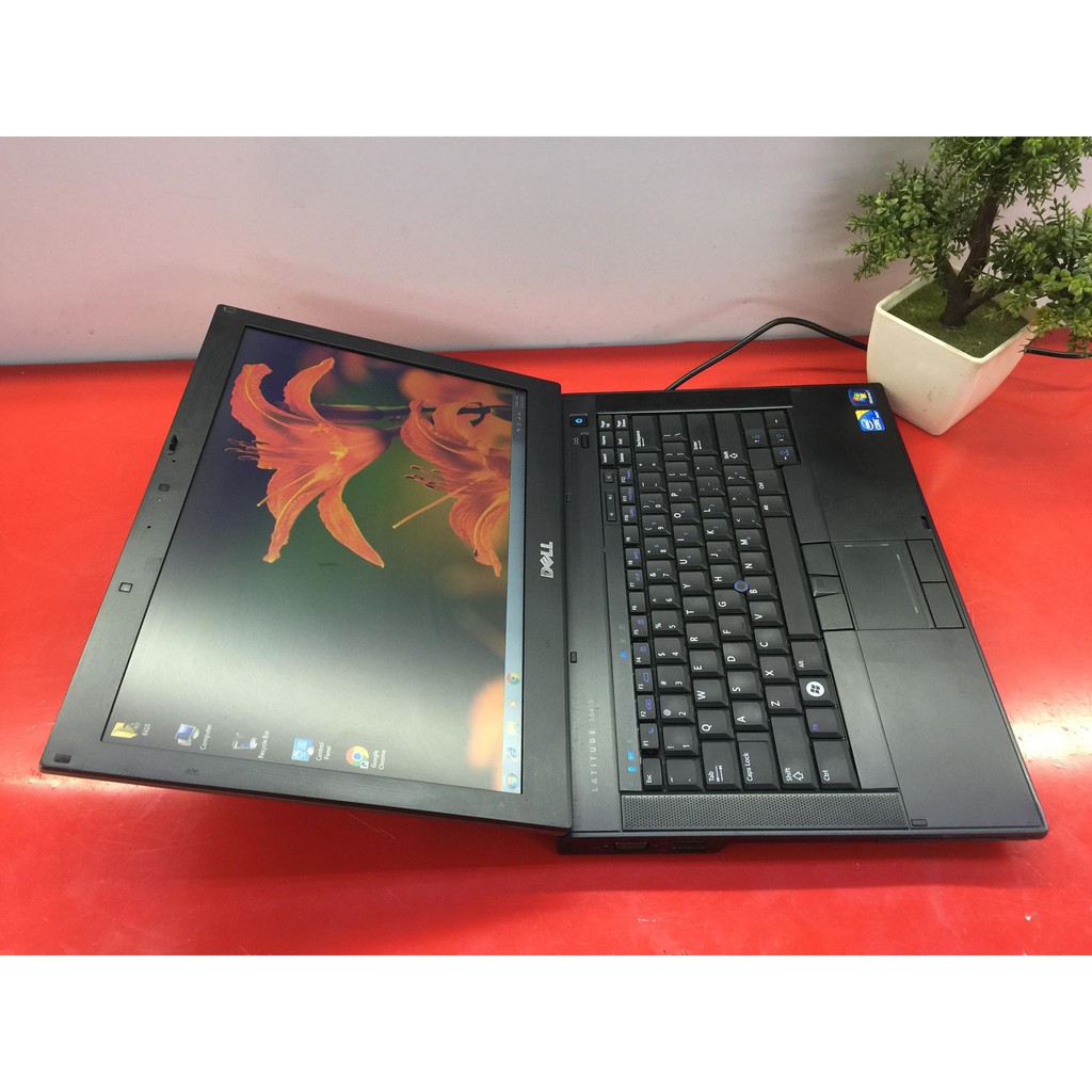 Laptop DELL latitude e6410 - Core I5 520M - RAM 4GB - VGA rời Nvidia NVS 3100M - 14 inch