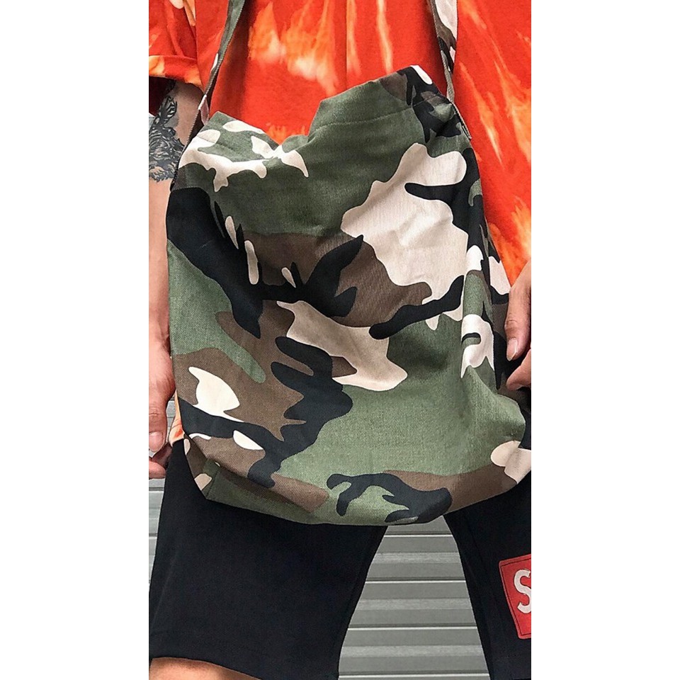 Tote Camo (Limited Edition by T.A.S) - Túi đeo chéo Camo