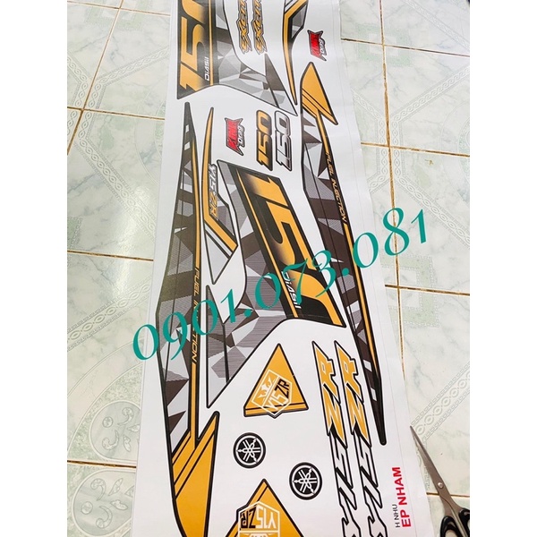 Tem y15zr vàng đen xe đen