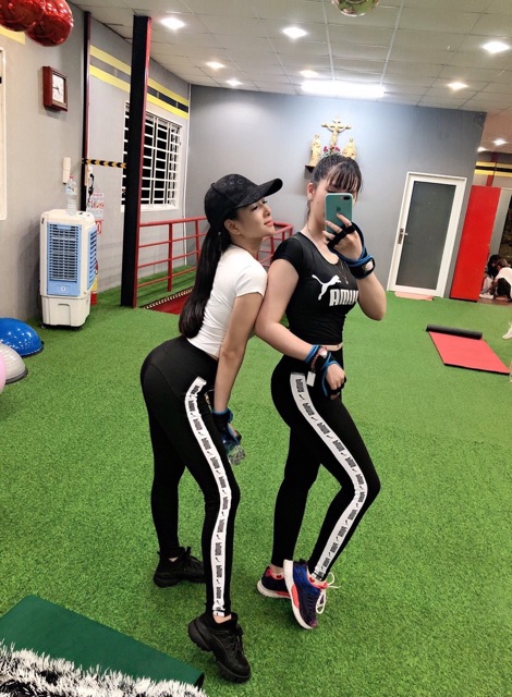 SET CRTOP THUN SỌC TRẮNG GYM,THỂ THAO,YOGA