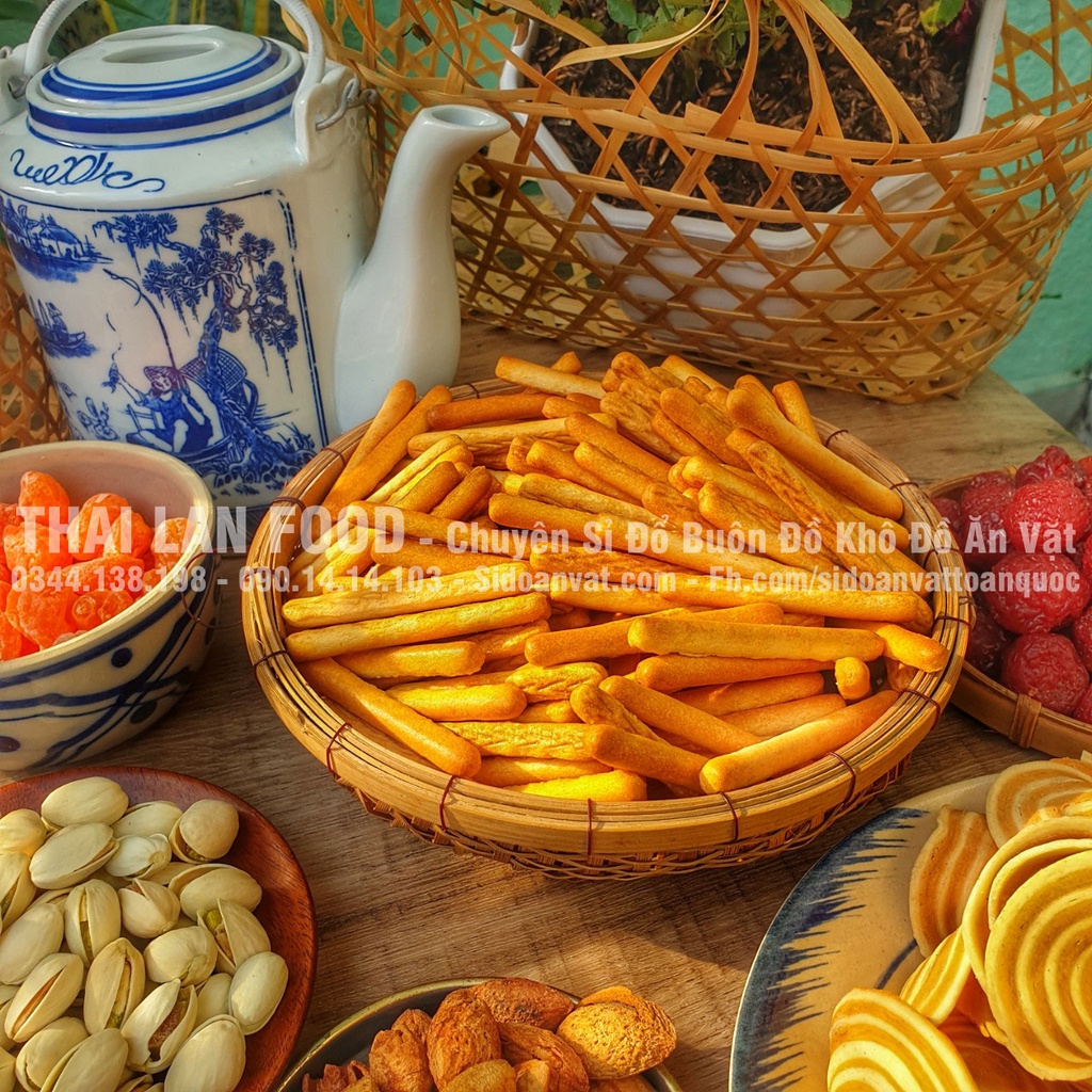 Bánh Quy Đũa Lon 300Gr (Bánh Quy Que/ Bánh Quy Mặn)