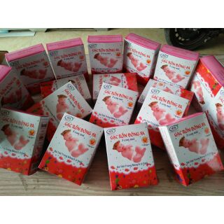 Gạc  rốn  đông pha con nai