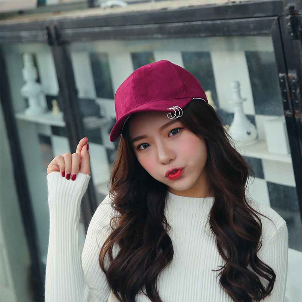 Mũ lưỡi trai da lộn