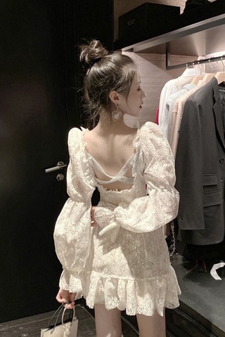 Váy ren trắng phong cách tiểu thư, sang chảnh