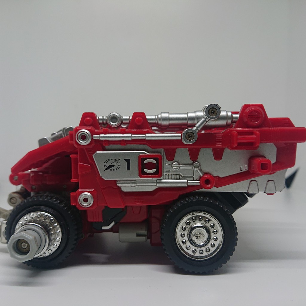 Mô hình nhân vật Boukenger GoGo Dump/PR Overdrive Dump Driver.