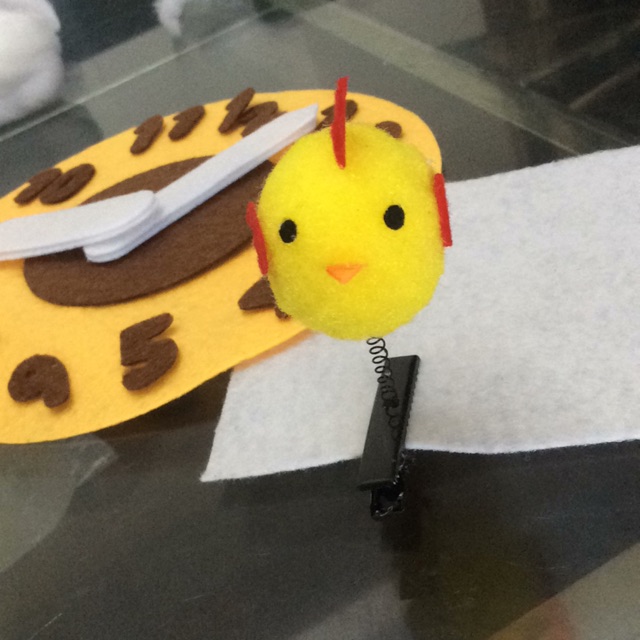 Kẹp tóc gà bông lò xo