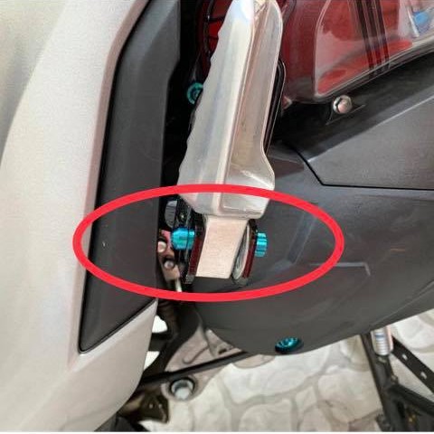 Bộ 2 con ốc GR5 Titanium 6 ly 4 phân dù to + 2 con tán 6 ly xỏ gác chân tay ga xe AB, Wave, Dream, Vario, Click