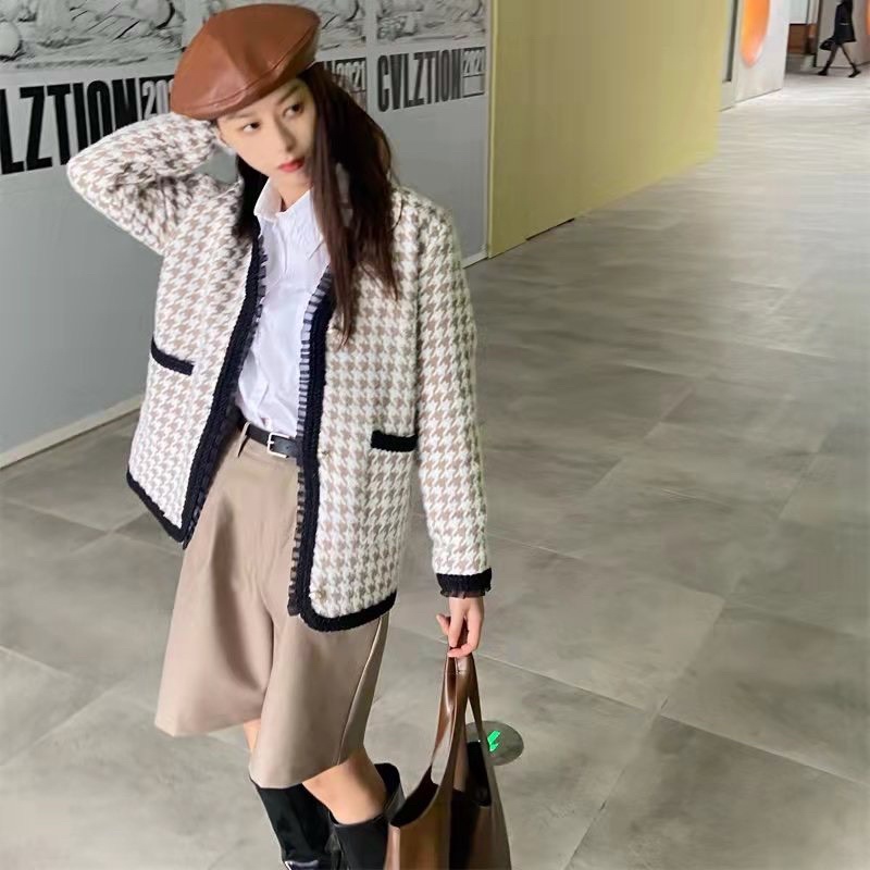 Áo dạ len viền voan siêu xinh free size dưới 65kg #aoda#aokhoac | BigBuy360 - bigbuy360.vn