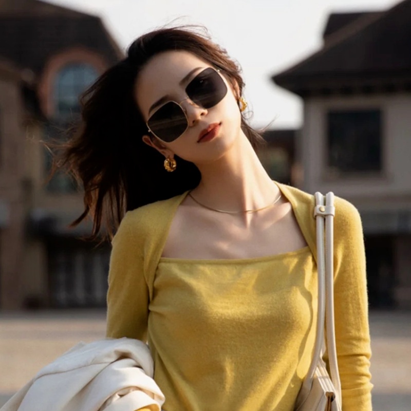 Kính Mát Gọng Vuông Chống Tia UV400 Thời Trang