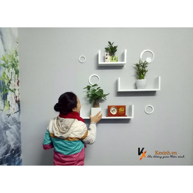 Kệ trang trí chữ u