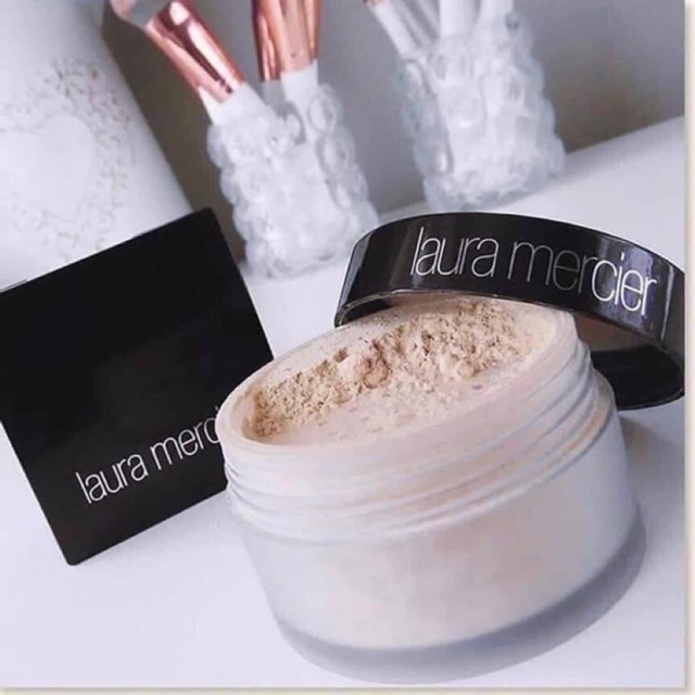 Phấn phủ Bột Laura Mercier tranlucent