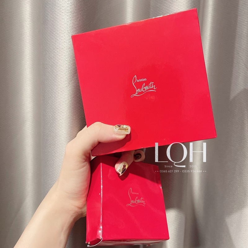 Phấn nước Christian Louboutin New Cushion Foundation tone 10 mỏng nhẹ