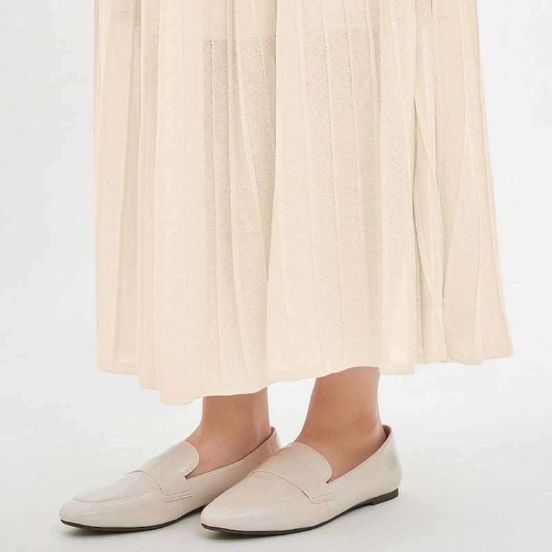 Chân váy len ly midi xòe quyến rũ của GU - Nhật Bản