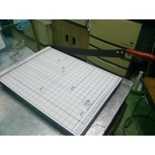 Bàn cắt giấy A3 (mica)