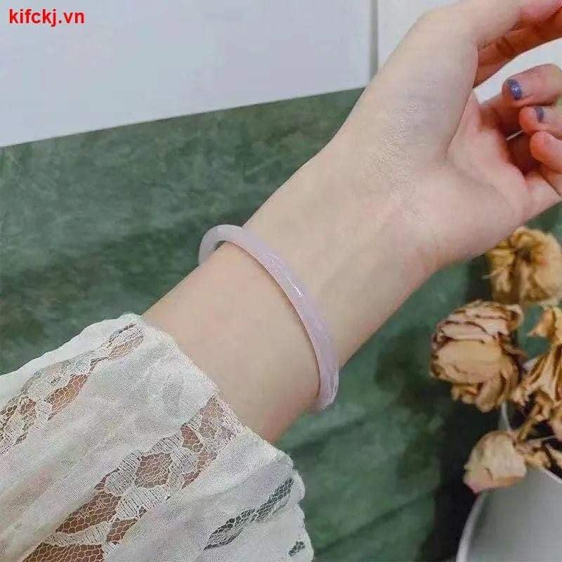 VÒNG NGỌC PHỈ THUÝ ĐINH ĐANG