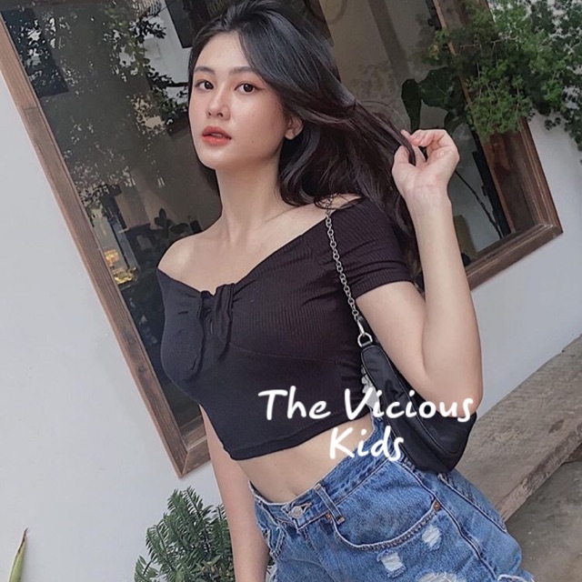 Áo Bẹt Vai Nơ