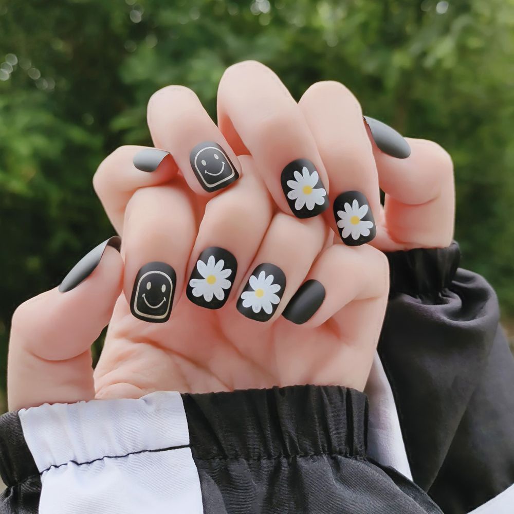 [Hàng mới về] Móng tay giả trang trí nghệ thuật hình hoa cúc kiểu hoạt hình Nhật Bản đáng yêu sành điệu