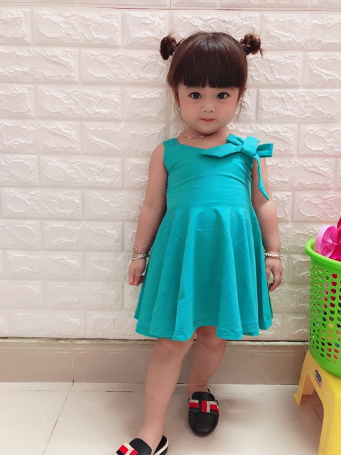 đầm thun cotton 100% kiểu dáng cute đáng yêu cho né cực kỳ thoãi mái thoáng mát cho bé iu của các mom nhe!!!!!!!!!!!!!!!