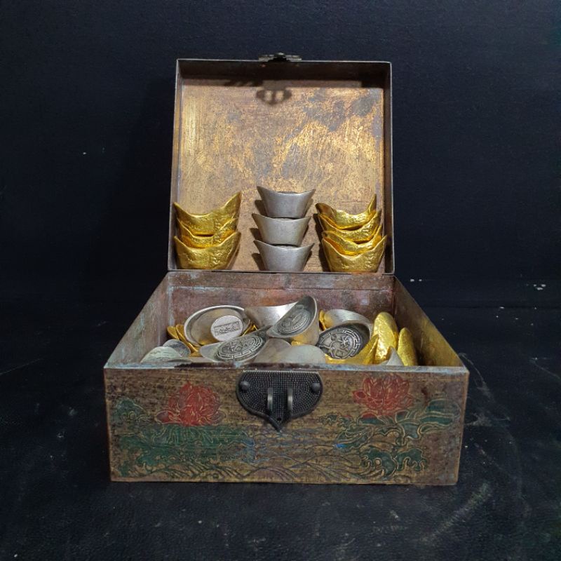 Rương đồng và Thỏi ngân lượng trưng ban thần tài thổ địa phòng thủy chiêu tài tiến bảo sưu tầm mang lại may mắn