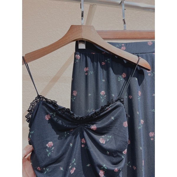 Set áo 2dây + váy đuôi cá