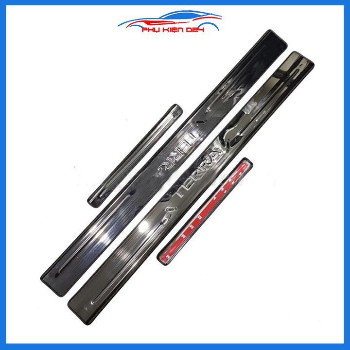 Bộ ốp bậc cửa trong ngoài nẹp bước chân Terra 2018-2019-2020 vân Titan chống trầy trang trí xe
