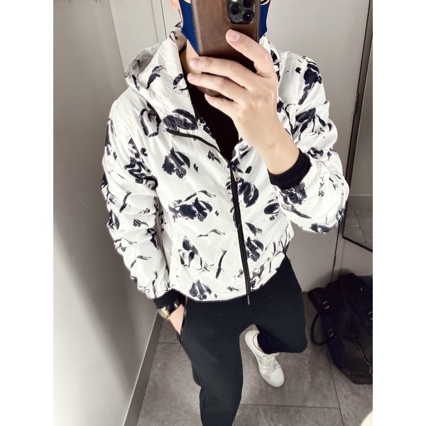 Áo Khoác Gió Mỏng Lót Lưới