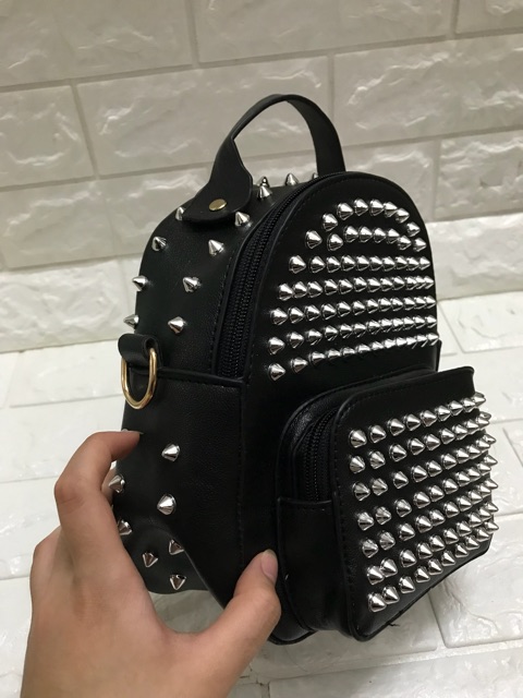 Balo Đinh Tán Nhọn