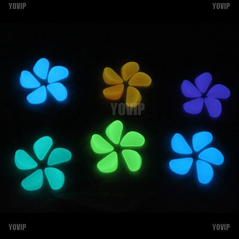 Đá trang trí hồ cá phát sáng