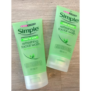 Sữa rửa mặt Simple kind to skin refreshing facial wash gel