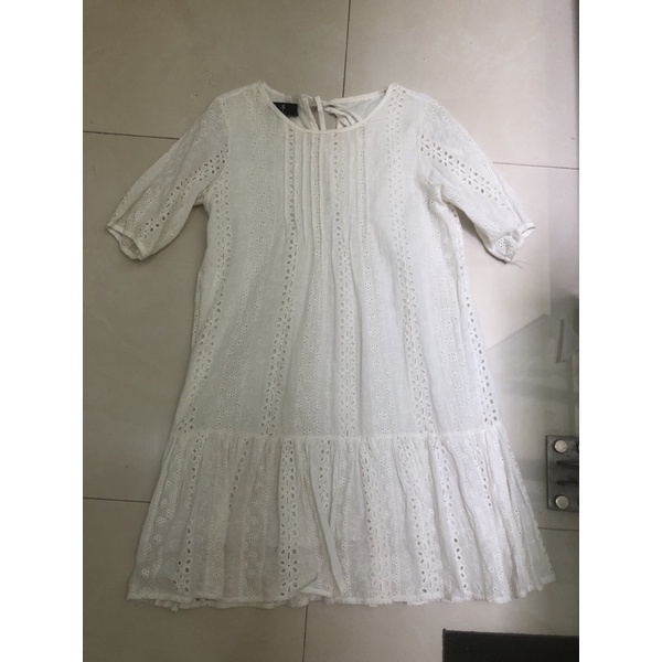 Đầm ren babydoll trắng freesize