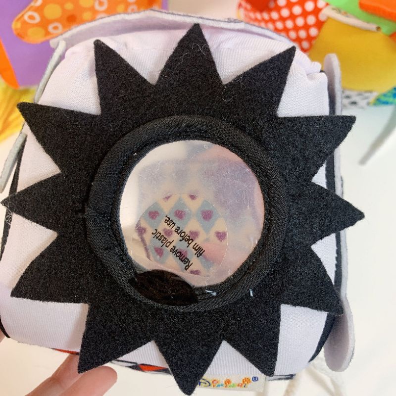 Khối Lập Phương Bằng Vải Mềm Đen Trắng Đồ Chơi Kỹ Năng Cho Bé Phát Triển Vận Động Tinh SV47