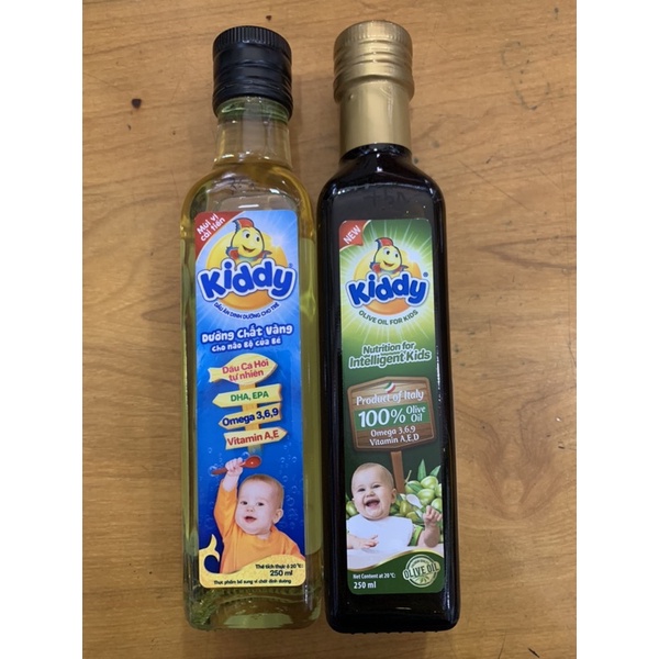 Dầu ăn dinh dưỡng Kiddy Cá hồi, Ô-liu chai 250ml