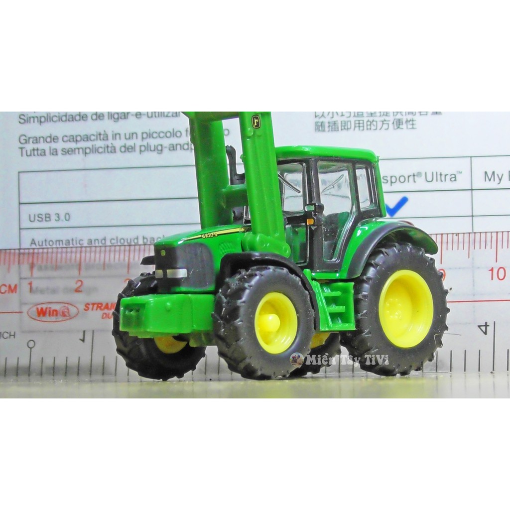 Mô hình máy cày John Deere 2 cầu bằng kim loại - thương hiệu SIKU - Vỏ bánh xe cao su hàng hiếm số lượng có hạn