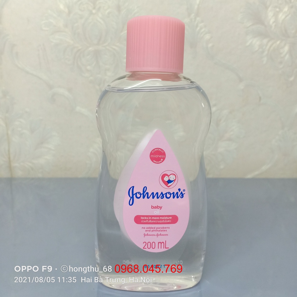 Dầu mát xa cho bé Johnson's Baby Oil