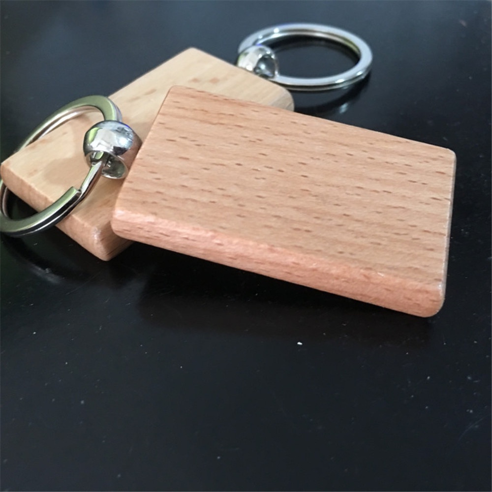 Móc Chìa Khóa Mặt Gỗ Khắc Chữ Handmade Độc Đáo