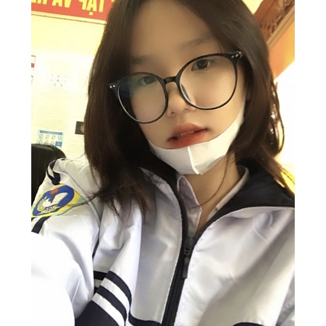 Kính giả cận gọng nhựa dáng bầu form to