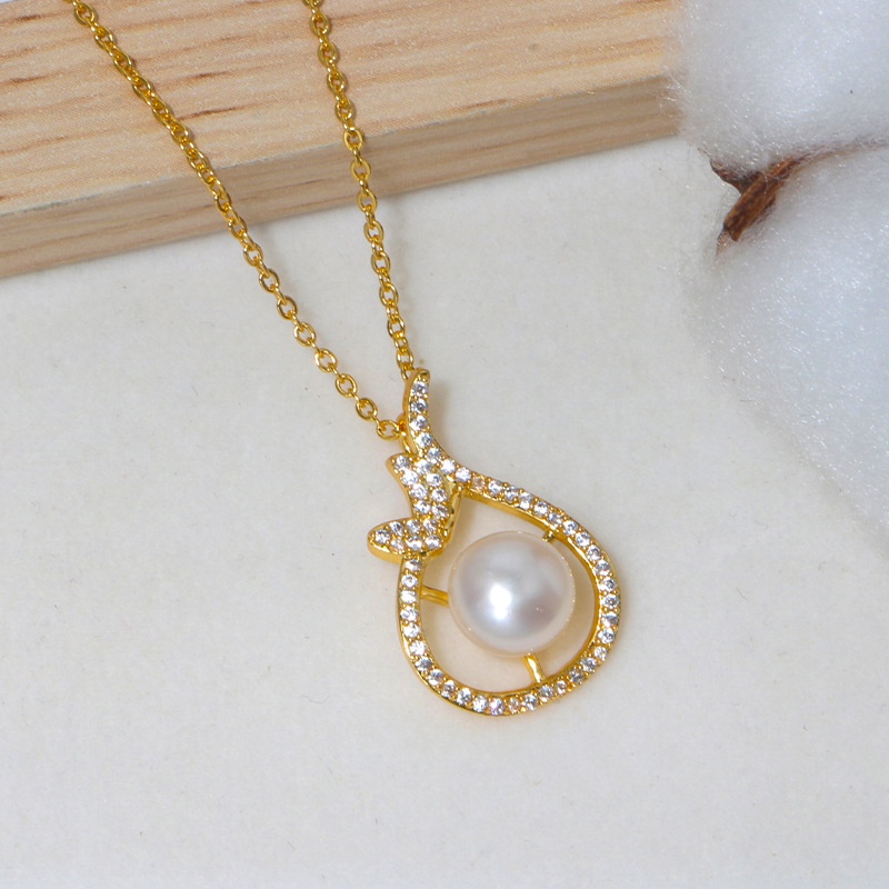 Vòng cổ Mạ Vàng Mặt Hình Học Đính Ngọc Trai Thời Trang