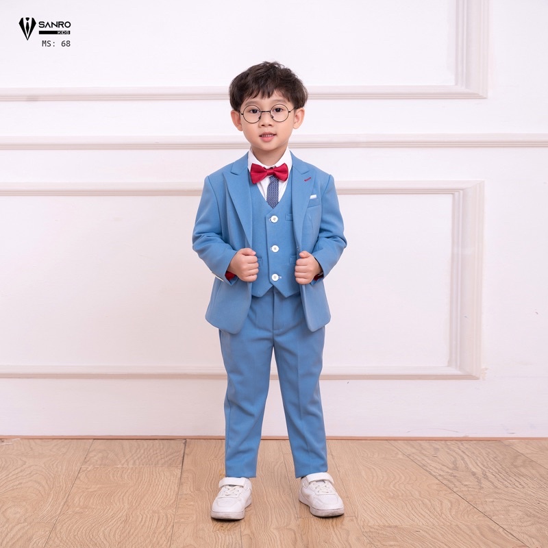 Bộ vest bé trai màu xanh nhạt