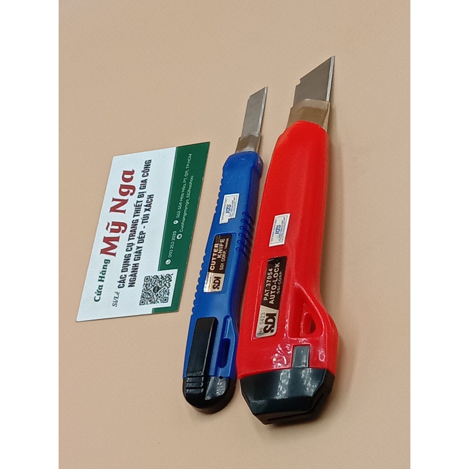 Dao rọc giấy sdi cán nhựa xanh- đỏ