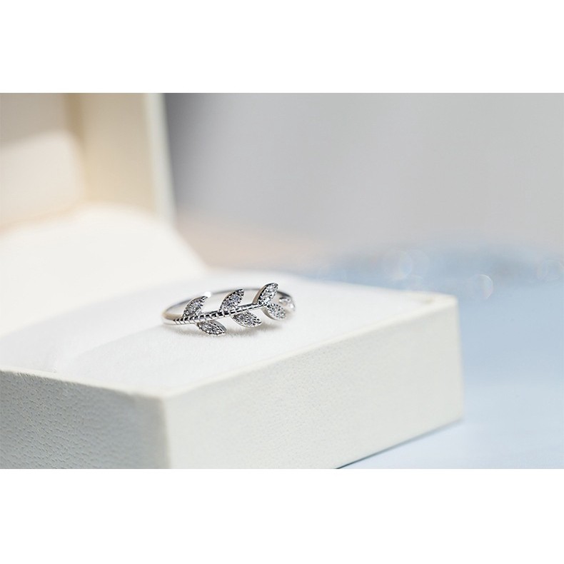 Nhẫn kim loại kiểu chiếc lá thời trang dành cho nữ