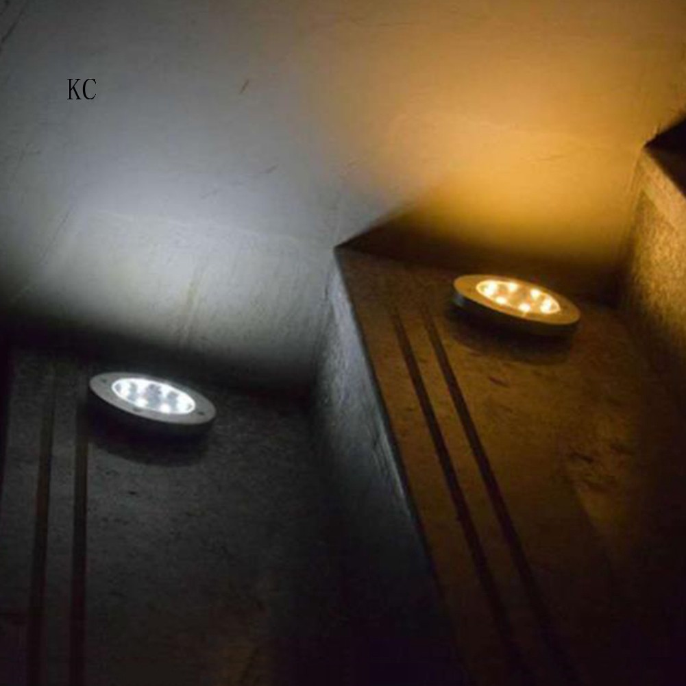 Bộ 4 Đèn Led 8 Bóng Cắm Đất Sử Dụng Năng Lượng Mặt Trời