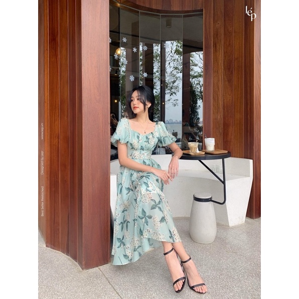 Váy hoa nhúm ngực Lép