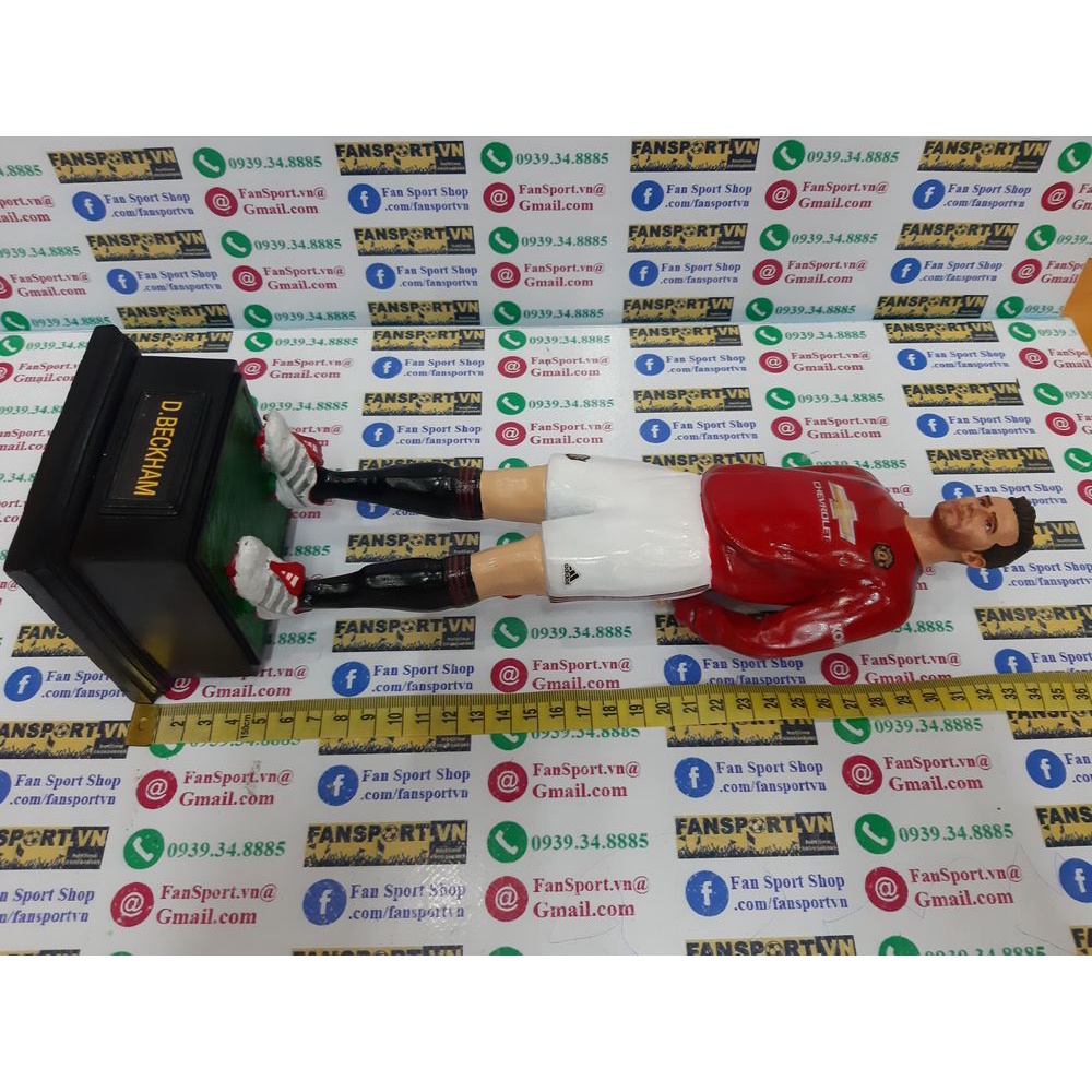 Tượng cầu thủ Beckham 7 Manchester United 2019 2020 home Treble 1999 figure bóng đá handmade