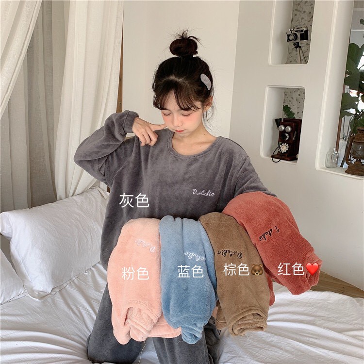 Bộ Nỉ Nhung Dài Tay, Bộ Quần Áo Lông Studio, Bộ Mặc Nhà Quảng Châu Vintage | BigBuy360 - bigbuy360.vn