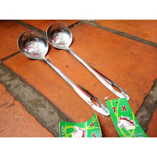 vá múc canh bằng inox đầu ngựa cáng dẹp siêu đẹp