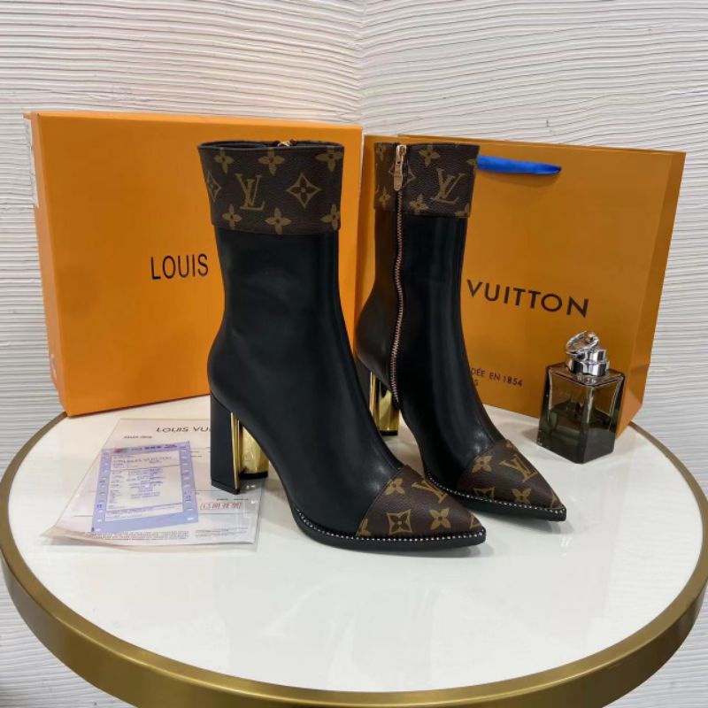 H(ẢNH THẬT) Boot 9p Cổ Thấp Khoá Hông Da Mềm Êm Fullbox Bill Túi Hãng Cao Cấp