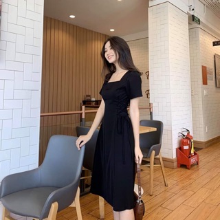 Đầm cổ vuông đan dây eo