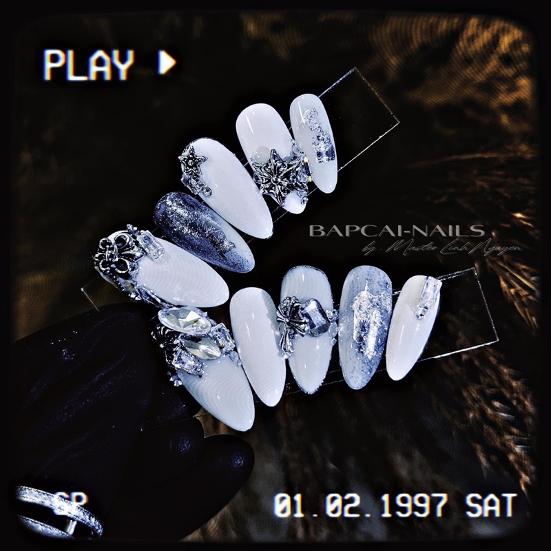 Set đá nhỏ mix 20 viên - phụ kiện nail