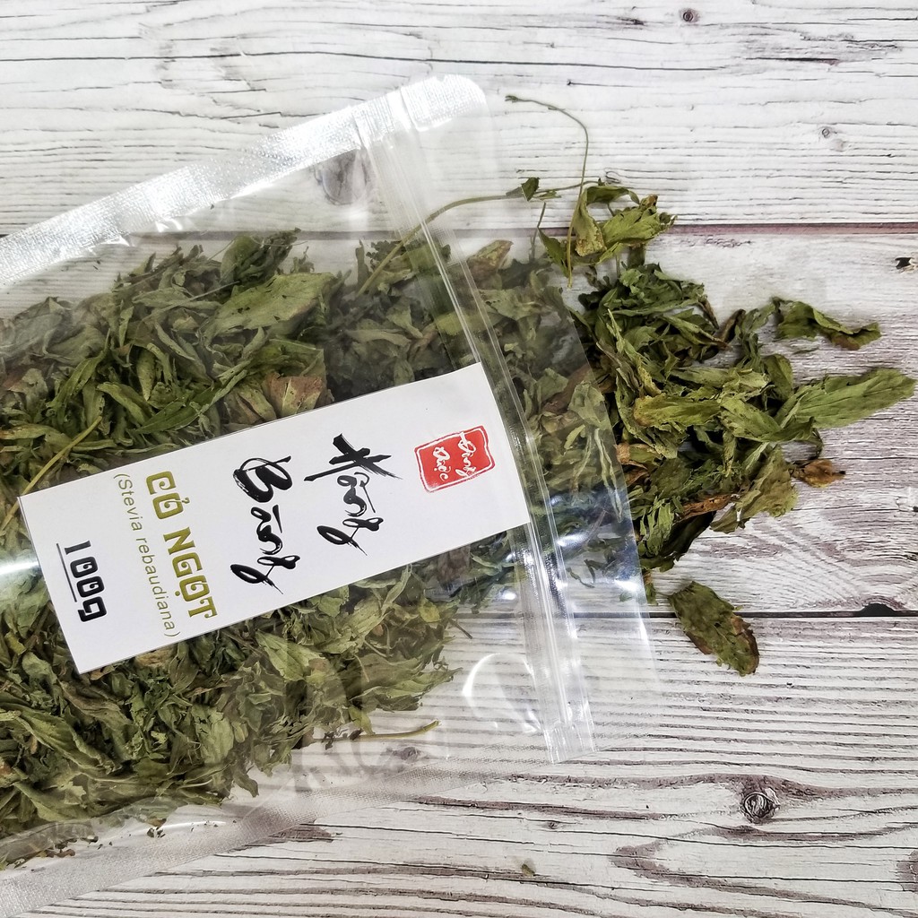 CỎ NGỌT 50g Hồng Bàng ( Cỏ ngọt hữu cơ khô sấy lạnh làm trà dưỡng nhan, cỏ ngọt stevia vị ngọt mát không gây béo phì) | BigBuy360 - bigbuy360.vn